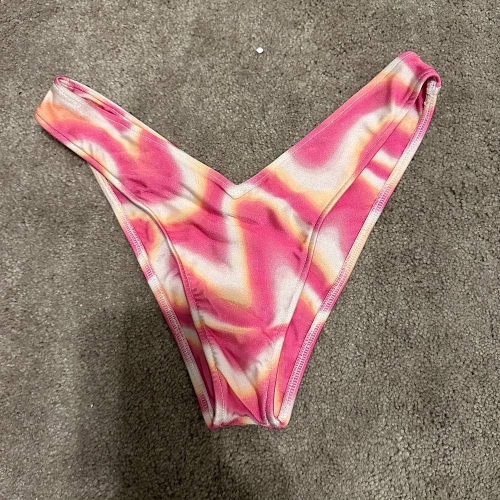 JMP Bottom Sz S - moving must go !!